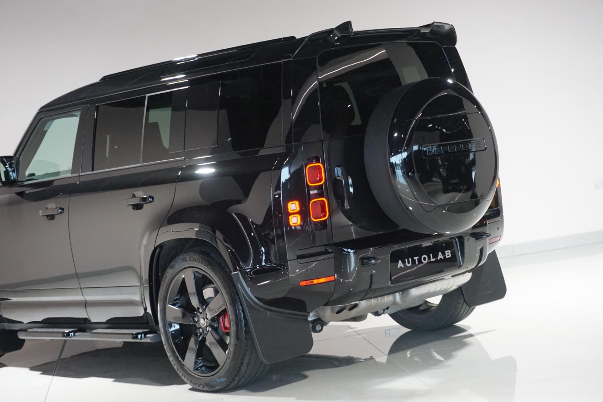 Land Rover Defender 110 3.0 D350 MHEV X-Dynamic HSE SUV 5dr Diesel Auto 4WD Euro 6 (s/s) (350 ps)